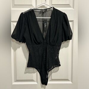 NWT Lulus Short Sleeve Bodysuit, Size L